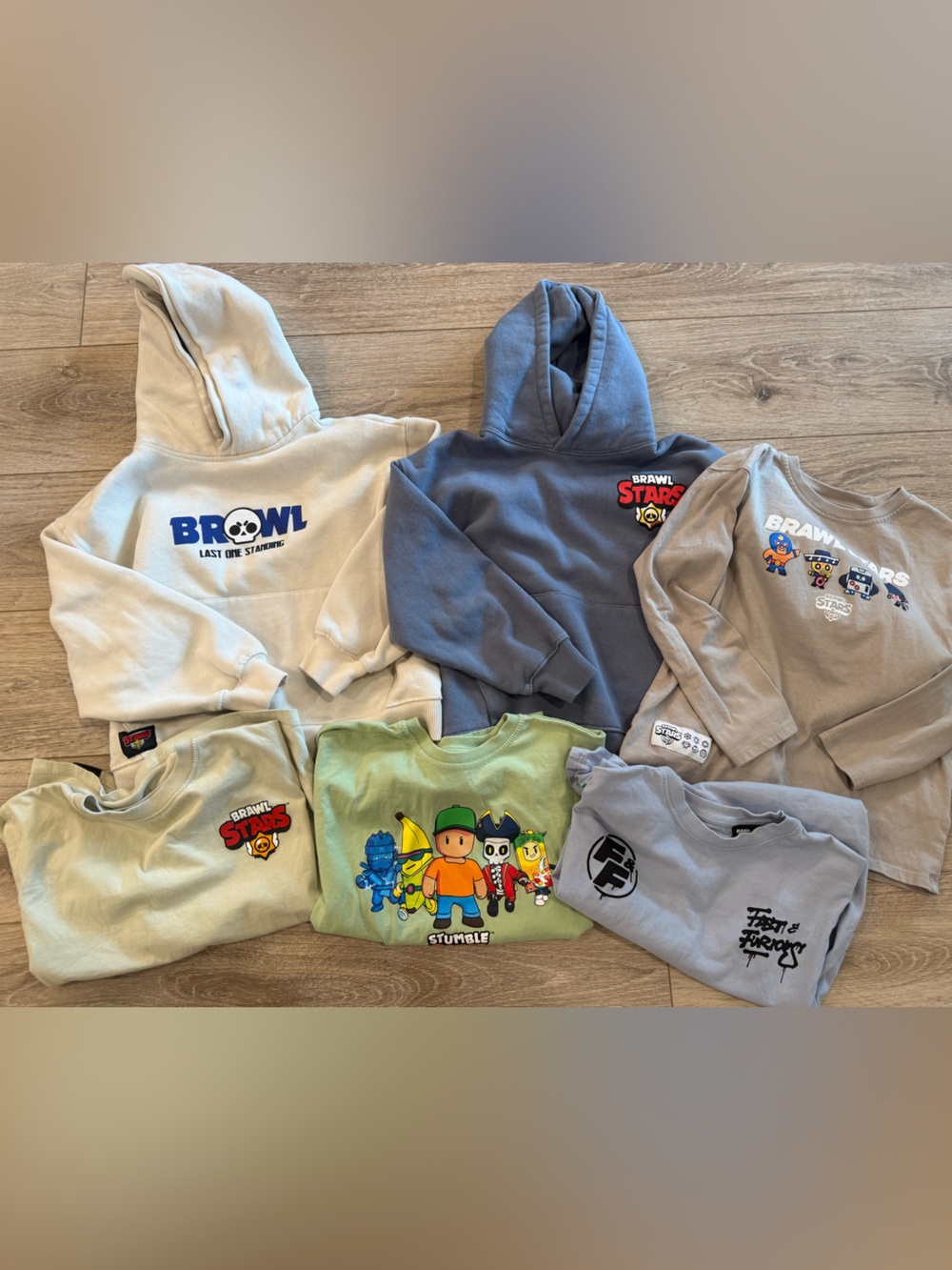 Zara Kids Cream, Blue, Gray & Green Graphic Sweatshirt Bundle